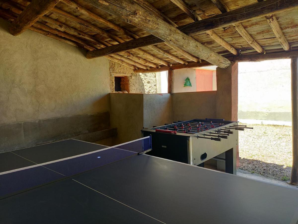 La Casa Del Abuelo Simon Guest House Fuente el Sauz ภายนอก รูปภาพ