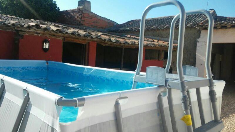 La Casa Del Abuelo Simon Guest House Fuente el Sauz ภายนอก รูปภาพ